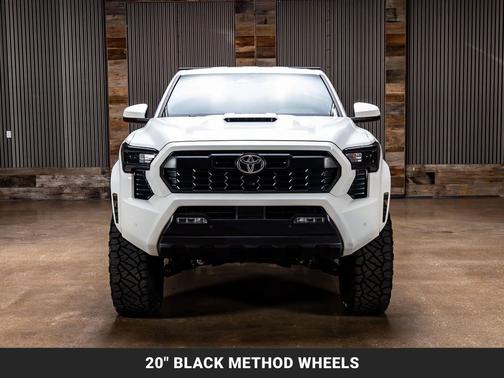 Ice Cap 2024 Toyota Tacoma TRD Sport