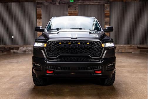 Granite Crystal Metallic Clearcoat 2025 RAM 1500 Warlock Crew Cab 4x4 5'7' Box