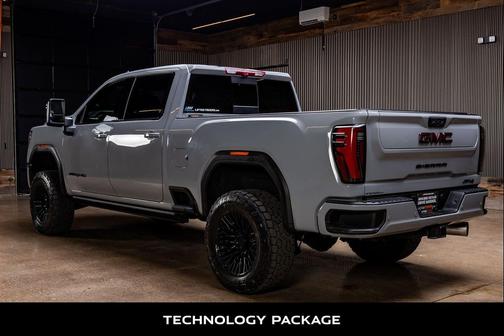 Thunderstorm Gray 2024 GMC Sierra 2500 AT4