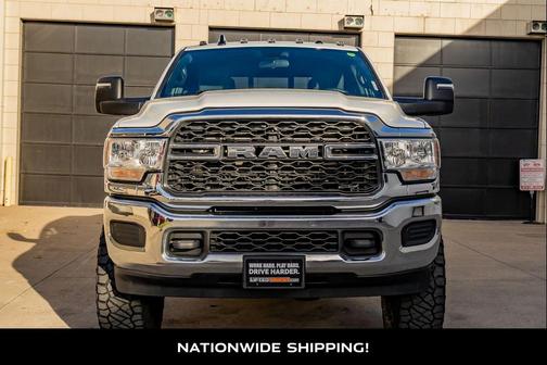 2024 RAM 3500 Tradesman Crew Cab 4x4 8' Box