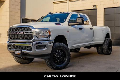 2024 RAM 3500 Tradesman Crew Cab 4x4 8' Box