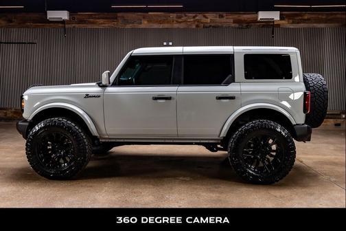 Avalanche 2026 Ford Bronco Outer Banks