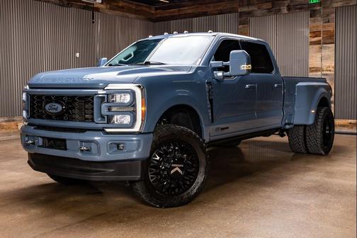 Azure Gray Metallic Tri-Coat 2023 Ford F-350 Lariat
