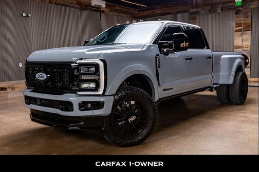 Glacier Gray Metallic Tri-Coat 2026 Ford F-350 Platinum