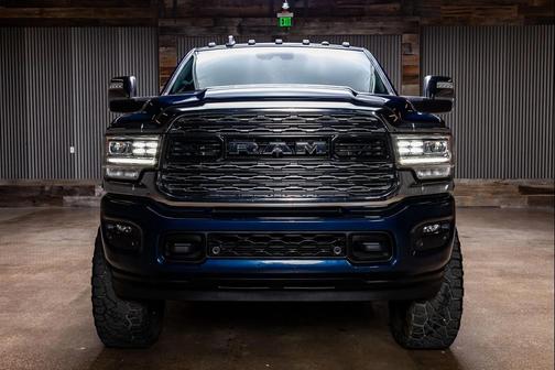 2024 RAM 2500 Limited Crew Cab 4x4 6'4' Box