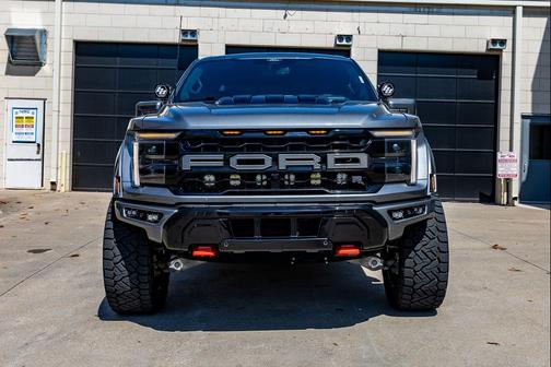 Carbonized Gray Metallic 2025 Ford F-150 Raptor R