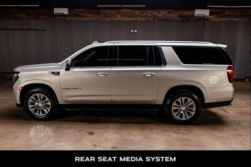 Pearl Beige Metallic 2021 GMC Yukon XL Denali