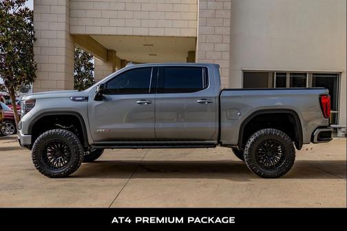2025 GMC Sierra 1500 AT4