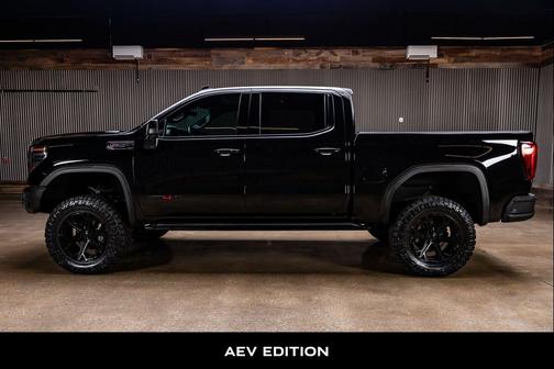 Onyx Black 2023 GMC Sierra 1500 AT4X