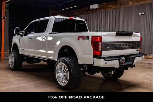 Star White Metallic Tri-Coat 2022 Ford F-250 Platinum
