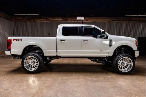Star White Metallic Tri-Coat 2022 Ford F-250 Platinum