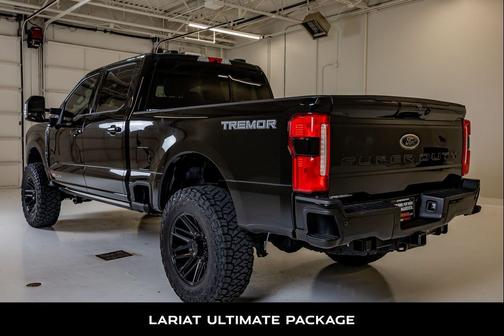 Agate Black Metallic 2025 Ford F-250 Lariat