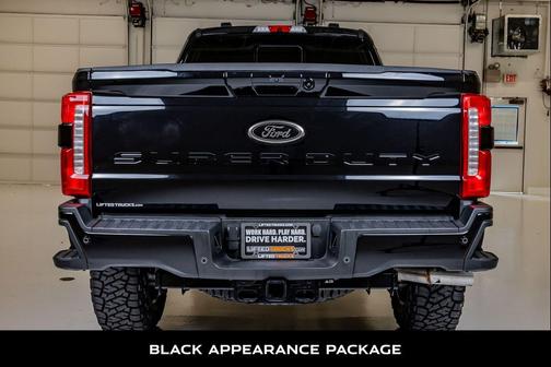 Agate Black Metallic 2025 Ford F-250 Lariat