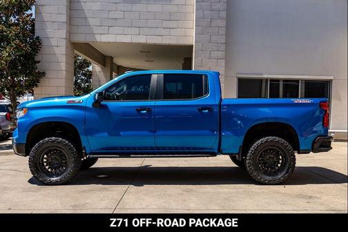 Glacier Blue Metallic 2024 Chevrolet Silverado 1500 LT Trail Boss
