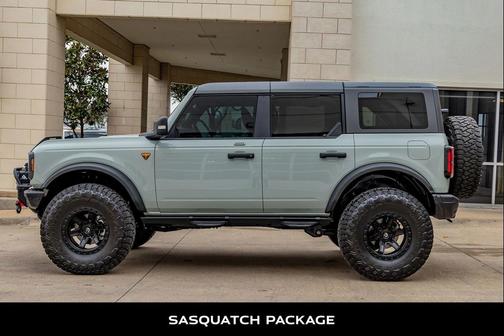 2023 Ford Bronco Badlands