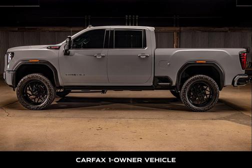 2024 GMC Sierra 2500 AT4