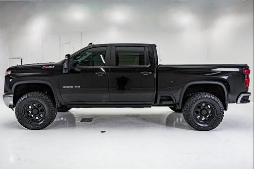 Black 2025 Chevrolet Silverado 3500 LT