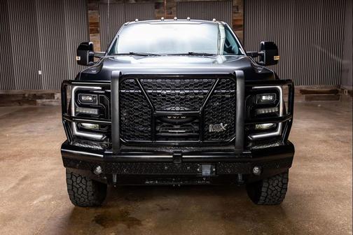 2025 Ford F-450 Platinum