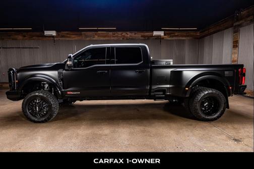 2025 Ford F-450 Platinum