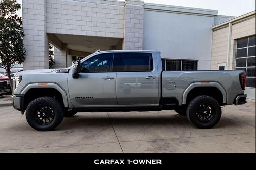 2024 GMC Sierra 2500 AT4