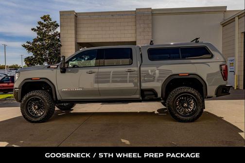 2025 GMC Sierra 2500 AT4X