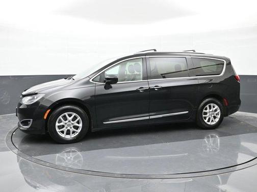 2020 Chrysler Pacifica Touring-L