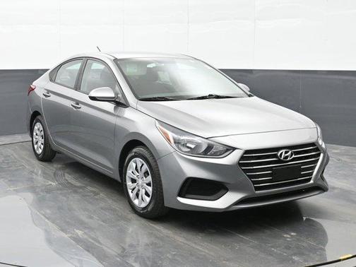 2022 Hyundai Accent SE