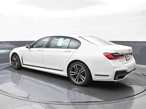 2020 BMW 745e xDrive iPerformance