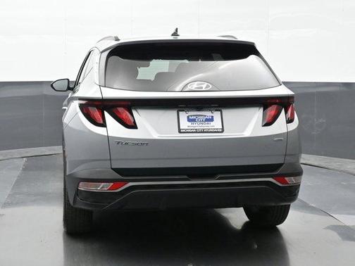 Shimmering Silver 2024 Hyundai TUCSON SEL