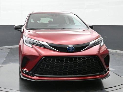 2023 Toyota Sienna XSE