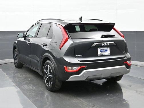 Graphite Gray 2024 Kia Niro LX