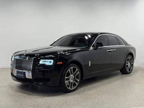 Diamond Black 2017 Rolls-Royce Ghost STARLIGHT HEADLINER