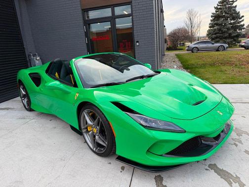 2023 Ferrari F8 Spider **Ultra Rare 1 of 3 Signal Green Extracampionario Paint**