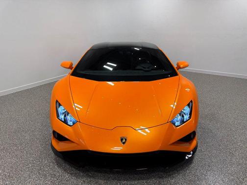 2021 Lamborghini Huracan EVO Coupe RWD