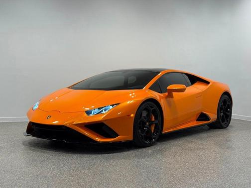 2021 Lamborghini Huracan EVO Coupe RWD