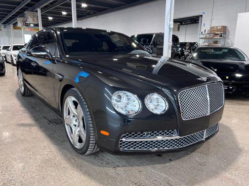 2014 Bentley Flying Spur Base