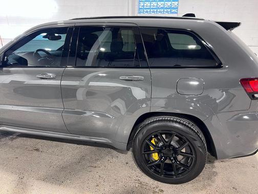 2021 Jeep Grand Cherokee Trackhawk