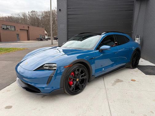 2023 Porsche Taycan 4S Cross Turismo AWD