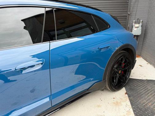 2023 Porsche Taycan 4S Cross Turismo AWD