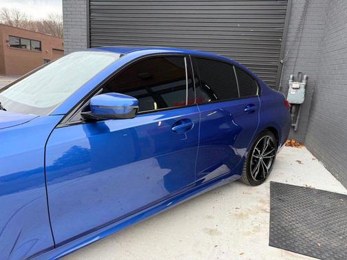 2019 BMW 330 i xDrive