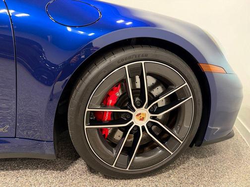 Gentian Blue Metallic 2025 Porsche 911 Carrera GTS