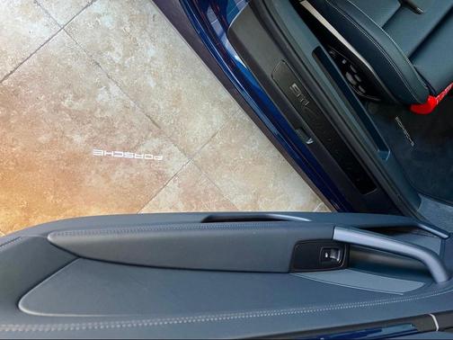 2025 Porsche 911 Carrera GTS