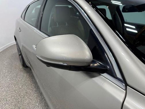 Ingot 2017 Jaguar XJ XJL Portfolio