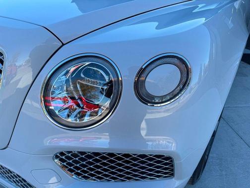 2019 Bentley Bentayga V8