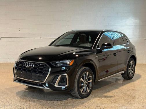 2023 Audi Q5 45 S line Premium Plus
