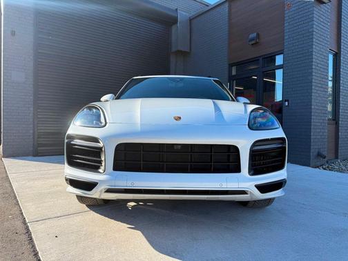 2021 Porsche Cayenne GTS