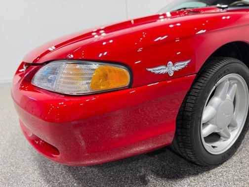 1994 Ford Mustang Base