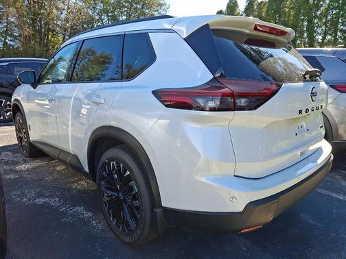 Everest White P 2026 Nissan Rogue Dark Armor