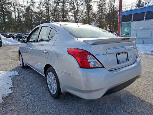 2018 Nissan Versa 1.6 SV