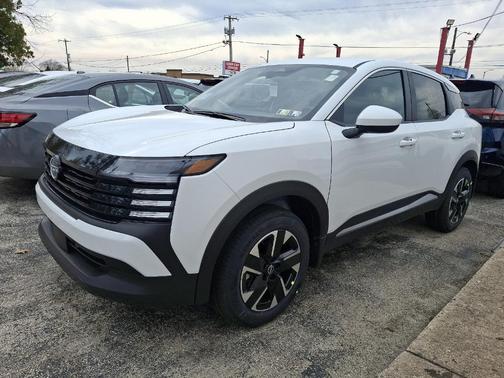 2025 Nissan Kicks SV